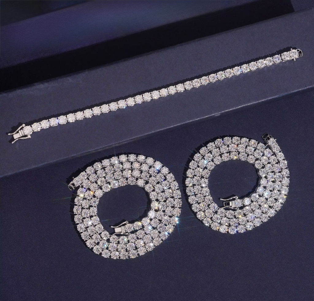 Moissanite tennis chain